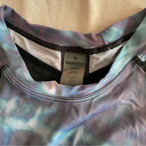 IntelliSkin Long Sleeved Foundation Tee - Picture 7 of 10